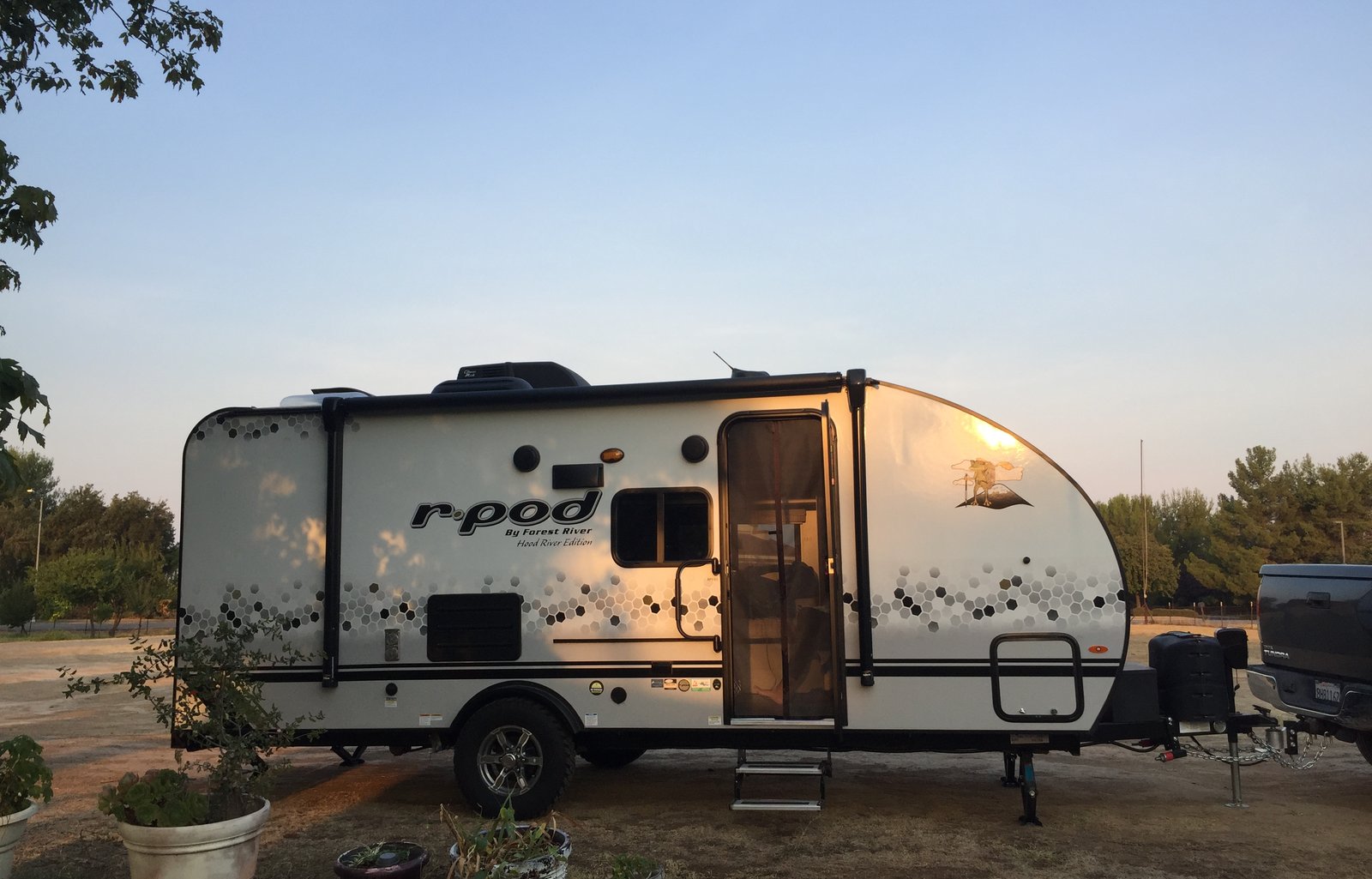 Frog Pod II**We Tow & Set-Up**New Solar Package