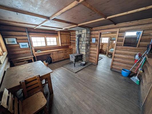 001, Loop: AREA BASIN STATION CABIN
