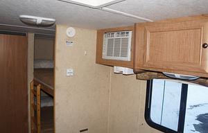Our Family Fave! Comfy, Bunk Beds, Only 2,725 Lbs!
