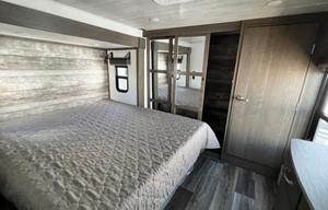 2 Room Family Friendly Camper Rental