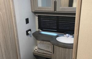2021 Passport SL 282QB RV rental photo 21