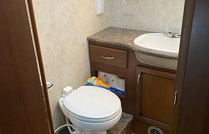 Adventure-Ready Bunkhouse RV – Sleeps 8