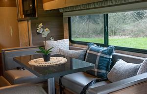 2019 Winnebago Navion 24J