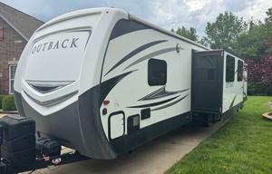 The Meramec – Outdoor Escape Camper