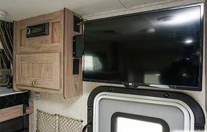 2019 Forest River RV Sunseeker 2650 -27 foot