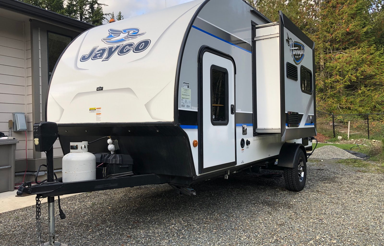 Easy Tow Friendly Compact Trailer (Hummingbird)