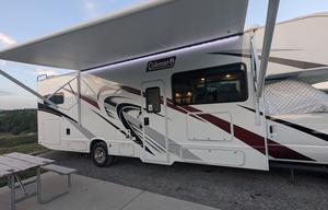 The Adventure Wagon! Family/Pet Friendly Sleeps 8