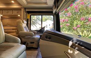 2021 Diesel, Bunks, 2 Full Baths