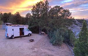 Sherpa: Converted Sprinter Van * Pet Friendly *