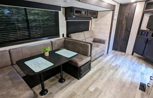 Spacious|Fully Stocked|Family & Pet Friendly