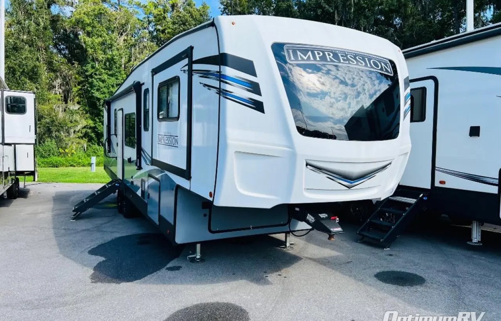 2022 Forest River-Front living- Sleeps 6-TrailRide