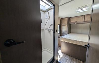 2019 Thor Majestic 28A - Your Family Fun Transport
