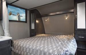 Ultra light Double bed Bunk. Fully equipped!