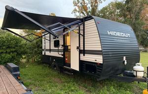 2024 Family Bunkhouse- Easy to Tow- Sleeps 6