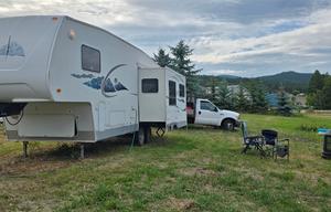 R-vision 5th wheel, camper cannot be towed