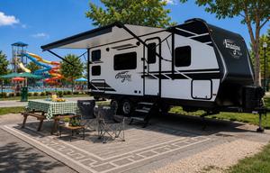 2021 Family Camper | Free Pocahontas Delivery