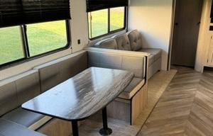 2021 Prowler 303BH RV rental photo 7