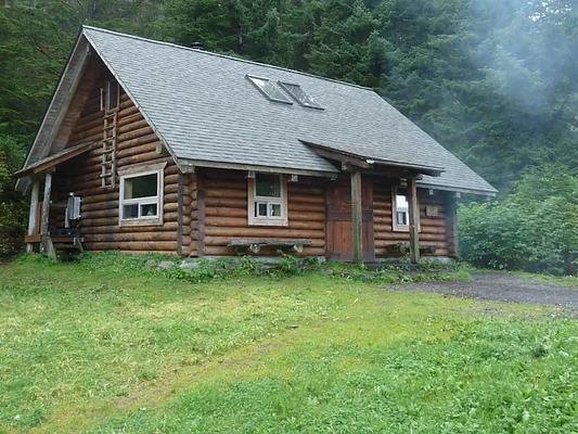 S16, Loop: AREA SAMSING COVE CABIN