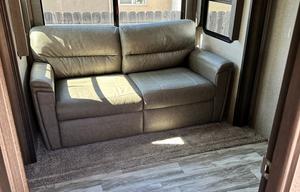 Brand New Glamping 5th Wheel- No Towing Necessary