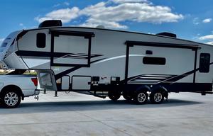 2020 Coachmen RV Chaparral Lite 30RLS