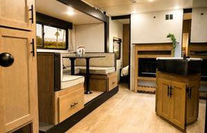 NEW 2025 ! Sugar Wolf ! Double Bunks • Sleeps 8