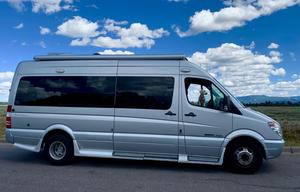 Chillux: 2014 Roadtrek Adventurous RS