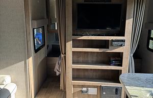 2019 Coleman Lantern 263bhs
