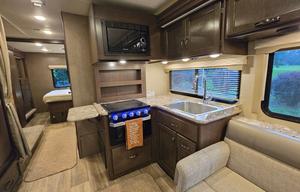 2019 Thor Motor Coach Freedom Elite 30FE Bunkhouse