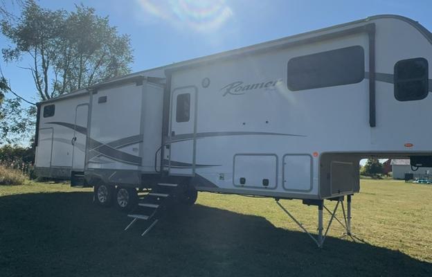 Family Friendly Bunk House- Highland Roamer 364BHS