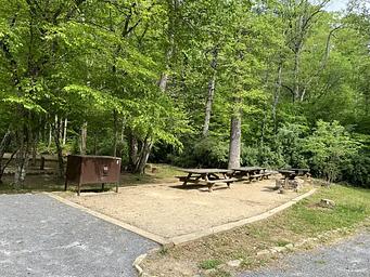 G1, Loop: Cave Mountain Lake Group Camp