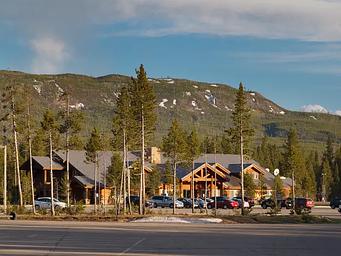 Headwaters Campground at Flagg Ranch