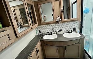 2023 Forest River Sabre 37FLH
