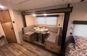 2024 FOREST RIVER RV CHEROKEE WOLF PUP BLACK