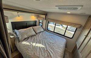 S-13 Luxury Medium Class C - Sunseeker 3010