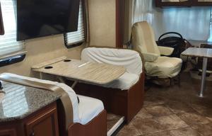 "Vrbo on the Go" with Outdoor Kitchen & TV