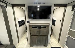 2021 Shasta 261DB