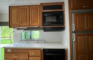Class A Gulf Stream Sun Voyager - 32'