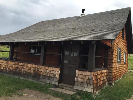 001, Loop: AREA PORCUPINE CABIN