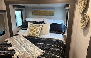 2024 Forest River RV Salem 36VBDSX RV rental photo 8
