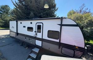 'The Moose Mobile' 2024 Jayco SLX 261BHSW