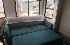 2025 Luxury Family Fifth Wheel - Arrive & Relax