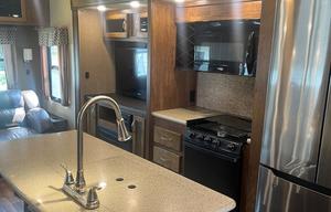 2018 Coachmen RV Chaparral 392MBL RV rental photo 10