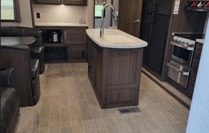 The Luxe Laredo