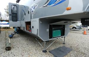 Glamping YOLO   2016 Open Range RV  38RGR