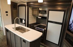2020 CrossRoads RV Sunset Trail SS331BH