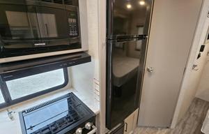 2024 Thor Motor Coach Coleman 22cm "Like New"