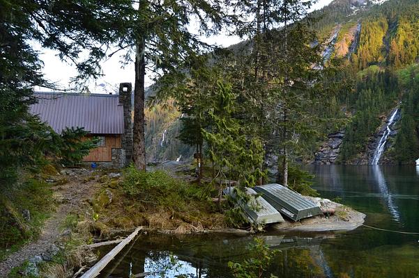 J09, Loop: AREA TURNER LAKE (WEST) CABIN