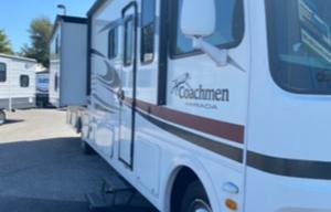 2011 Coachmen RV Mirada 34BH