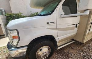 2016 Winnebago Minnie Winnie 31H