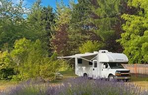 C2 Luxury Thor Chateau 22e -Starlink WiFi Equipped